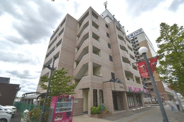 ��ʌ��������܎s�΋�����S����6-17�̃}���V�����̌����O��