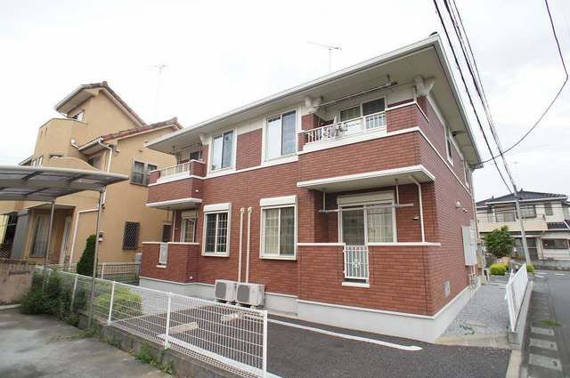 ��ʌ������s�V�����X����13-1�̃A�p�[�g�̌����O��