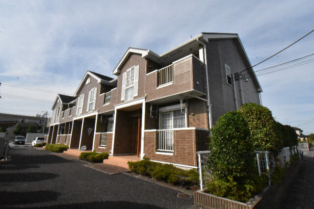 ��ʌ��k�����S�ɓޒ��w���S���ڂ̃A�p�[�g�̌����O��