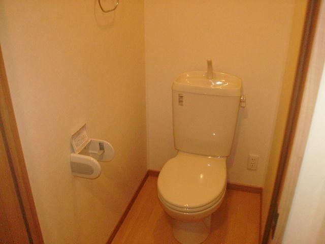 ��ʌ��z�J�s���C�N�^�E���P���ڂ̃A�p�[�g�̃g�C��