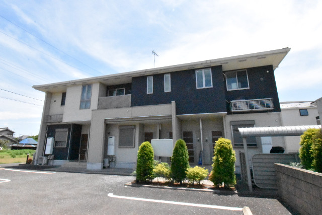 ��ʌ��������܎s�΋�厚�����̃A�p�[�g�̌����O��