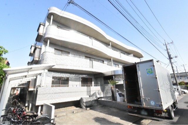 ��ʌ��������܎s��{��������P����604�̃}���V�����̌����O��