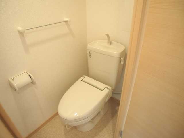 ��ʌ��k�����S�ɓޒ��w���Q���ڂ̃}���V�����̃g�C��