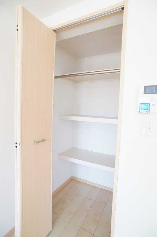 ��ʌ��z�J�s���C�N�^�E���W���ڂ̃}���V�����̎��[