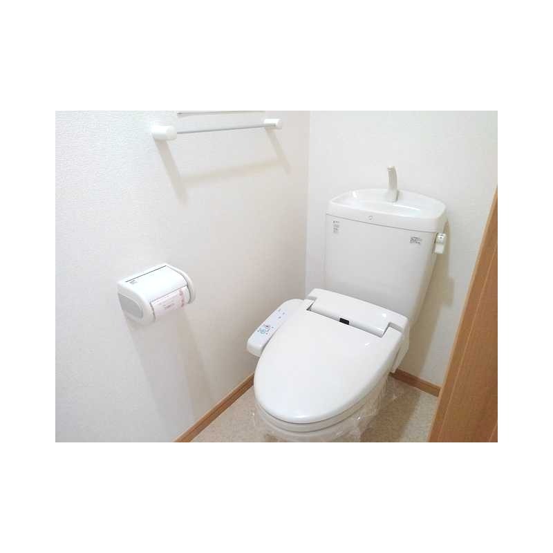 ��ʌ������s�V�P���̃A�p�[�g�̃g�C��