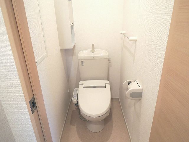 ��ʌ��������܎s���搼��{�R���ڂ̃A�p�[�g�̃g�C��