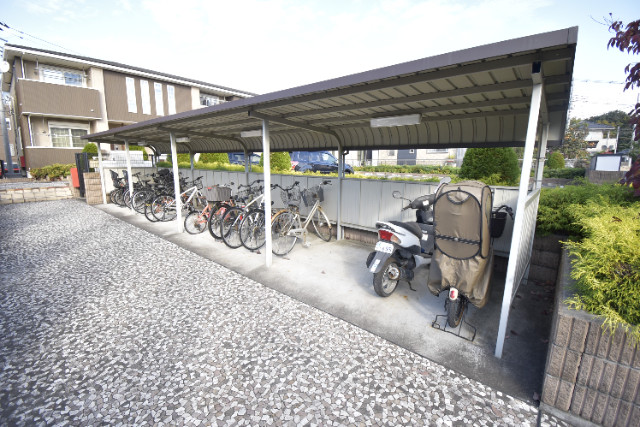 ��ʌ��������܎s���搼��{�R���ڂ̃A�p�[�g�̂��̑�