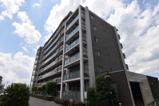 ��ʌ��������܎s�΋�厚���120-1�̃}���V�����̌����O��