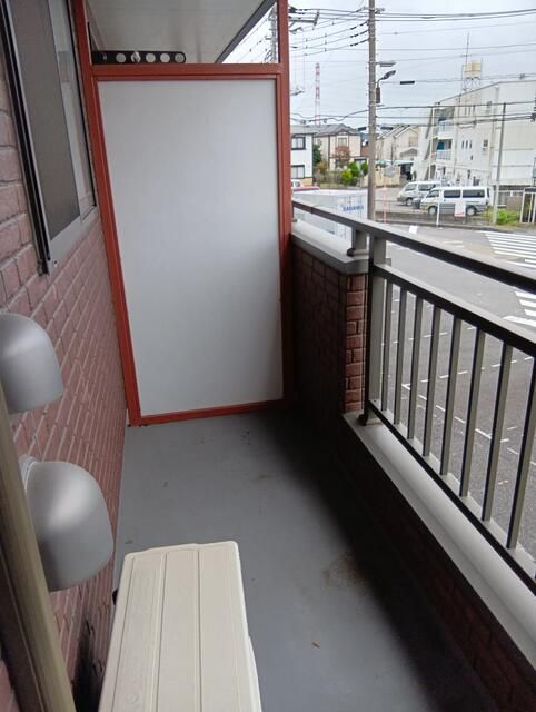 ��ʌ������s���Q���ڂ̃}���V�����̃o���R�j�[