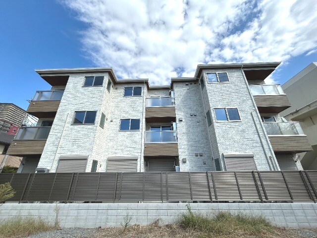 ��ʌ��������܎s������㗎���U����9-44�̃A�p�[�g�̌����O��