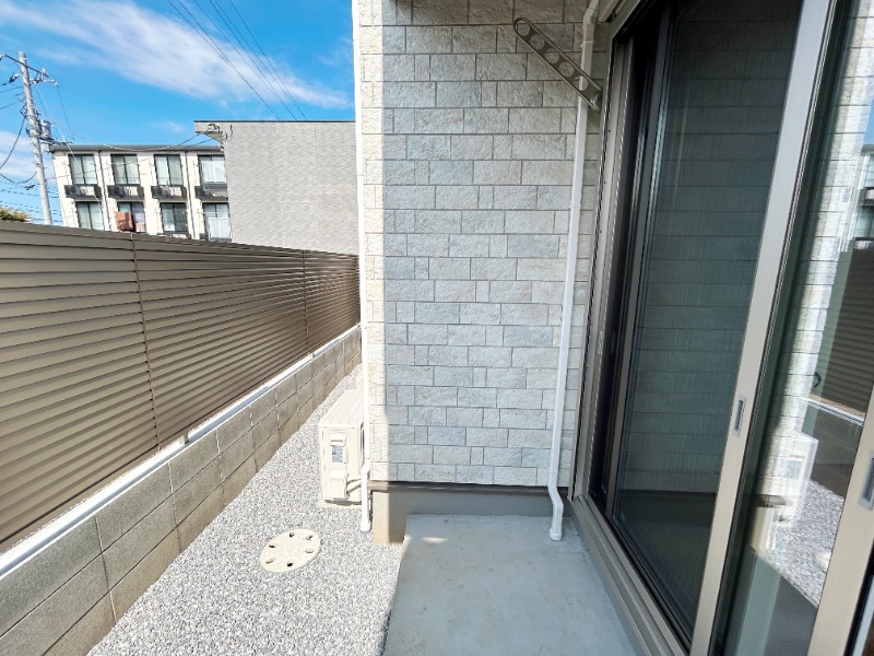 ��ʌ��������܎s������㗎���U���ڂ̃A�p�[�g�̃o���R�j�[