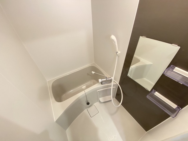 ��ʌ�����s�厚���s�̃A�p�[�g�̃o�X