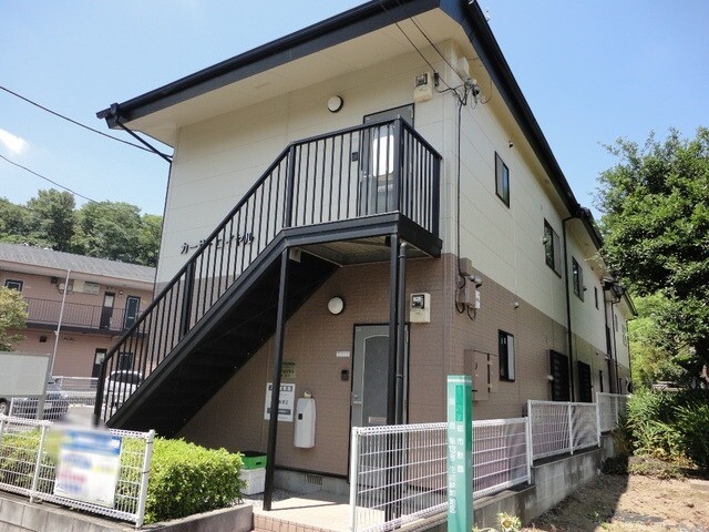 ��ʌ��������܎s����厚�w��̃}���V�����̃G���g�����X