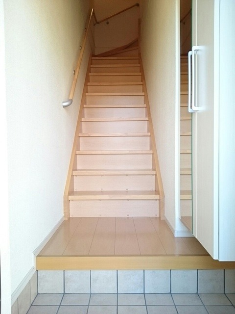 ��ʌ������s���v��̃A�p�[�g�̌���