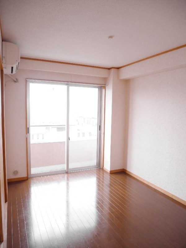 ��ʌ��k�����S�ɓޒ��h�R���ڂ̃}���V�����̂��̑������E�X�y�[�X