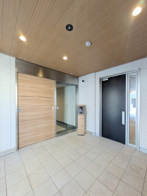 ��ʌ��������܎s����厚�w��̃A�p�[�g�̃G���g�����X