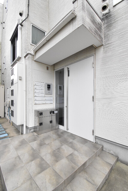 ��ʌ��������܎s��΋�������P���ڂ̃A�p�[�g�̃G���g�����X