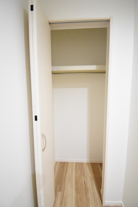 ��ʌ��������܎s�Y�a��̉ƂV���ڂ̃A�p�[�g�̎��[