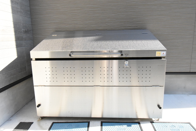 ��ʌ��������܎s�Y�a��̉ƂV���ڂ̃A�p�[�g�̂��̑�