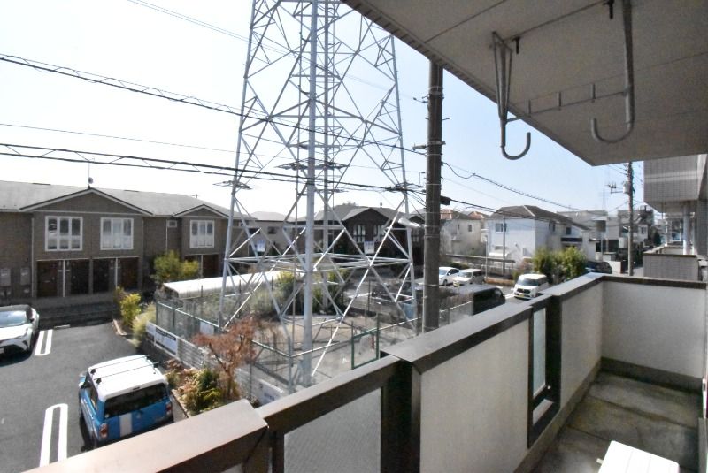 ��ʌ�����s�씵���J�V���ڂ̃A�p�[�g�̃o���R�j�[