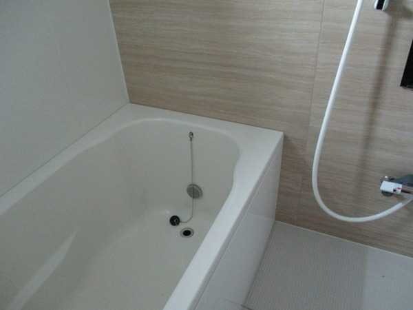 ��ʌ��������܎s�Y�a��ݒ��P���ڂ̃A�p�[�g�̃o�X