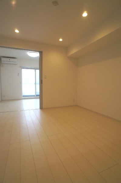 ��ʌ�����s�����R���ڂ̃}���V�����̂��̑������E�X�y�[�X