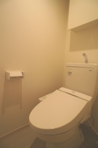 ��ʌ�����s�����R���ڂ̃}���V�����̃g�C��