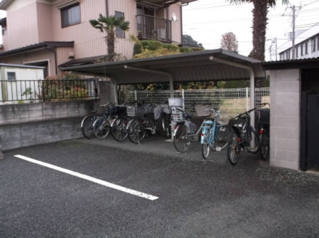 ��ʌ��������܎s�����擌��{�Q���ڂ̃A�p�[�g�̂��̑�