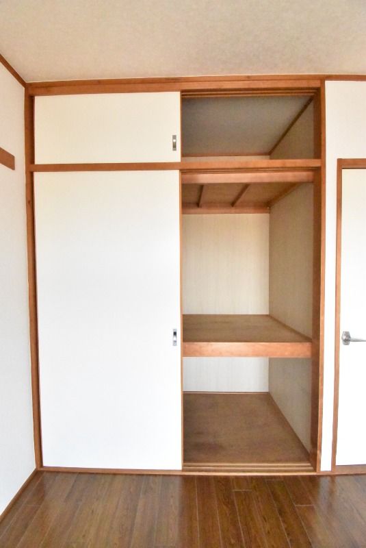 ��ʌ�����s������U���ڂ̃}���V�����̎��[