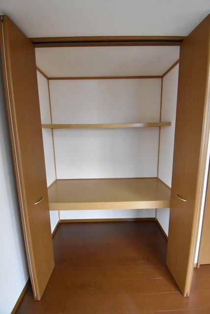 ��ʌ��������܎s��{��O���P���ڂ̃A�p�[�g�̎��[