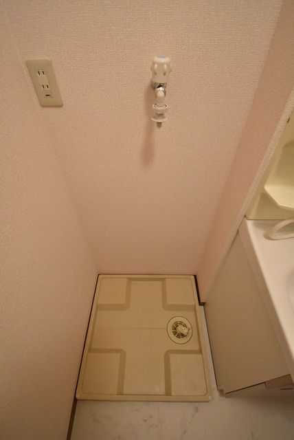 ��ʌ��������܎s��{��O���P���ڂ̃A�p�[�g�̂��̑�