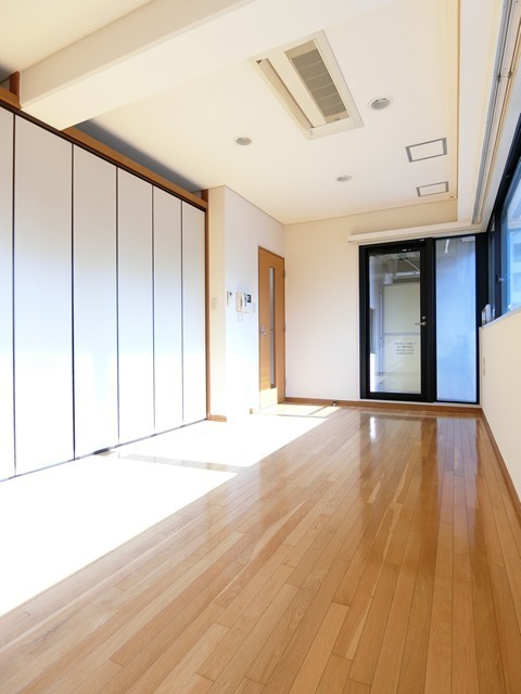 ��ʌ��������܎s��{�扺���Q���ڂ̃}���V�����̂��̑������E�X�y�[�X