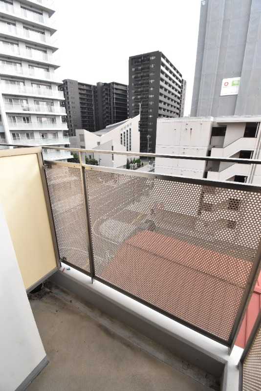 ��ʌ��������܎s��{�扺���Q���ڂ̃}���V�����̃o���R�j�[