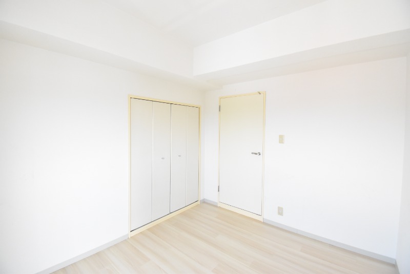 ��ʌ�����s�k����Q���ڂ̃}���V�����̂��̑������E�X�y�[�X