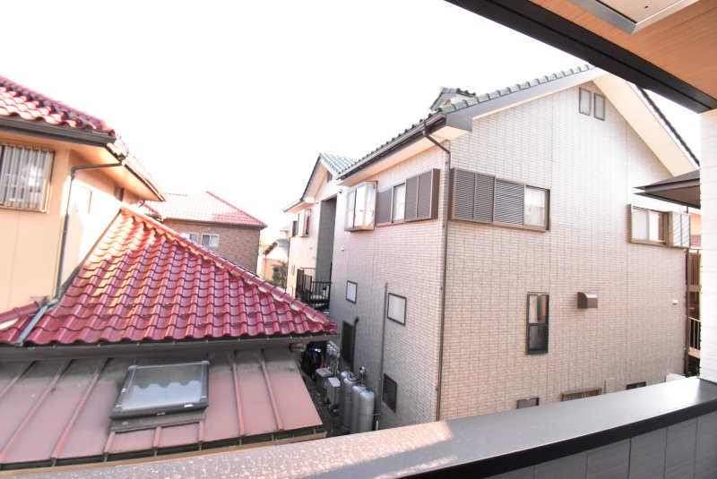 ��ʌ��������܎s�΋�Ō��R���ڂ̃A�p�[�g�̂��̑�