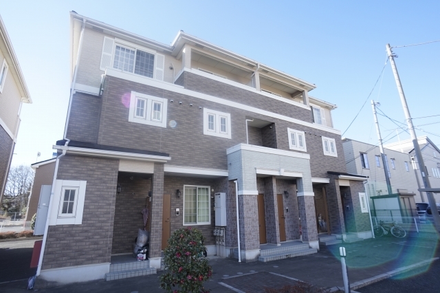 ��ʌ��k�����S�ɓޒ������j�T����85�̃A�p�[�g�̌����O��