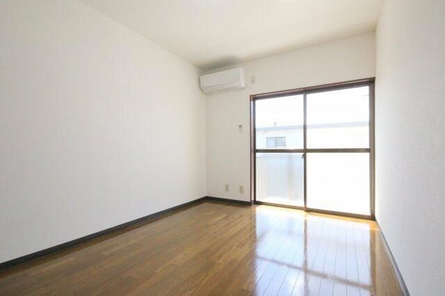 ��ʌ��������܎s��{��k�ܒ��Q���ڂ̃A�p�[�g�̋��ԁE���r���O