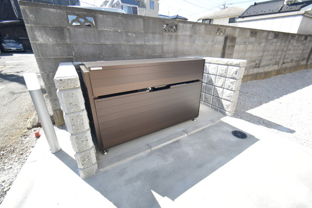 ��ʌ��������܎s�Y�a��{���T���ڂ̃A�p�[�g�̂��̑�