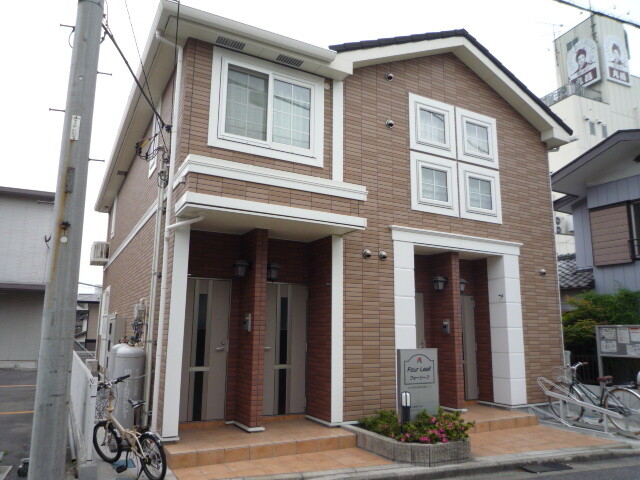 ��ʌ��������܎s��{��V�����P����47-1�̃A�p�[�g�̌����O��