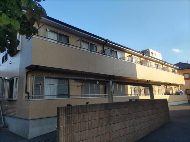 ��ʌ�����s�k����P���ڂ̃A�p�[�g�̌����O��