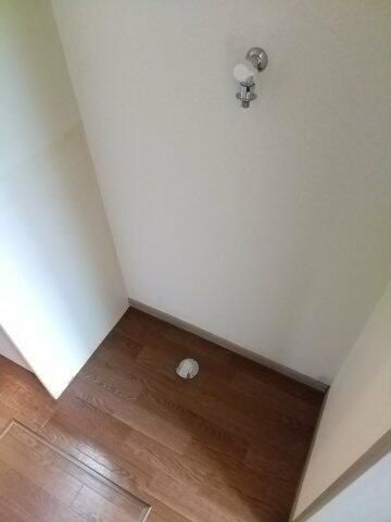 ��ʌ��@�c�s���Q���ڂ̃A�p�[�g�̂��̑������E�X�y�[�X