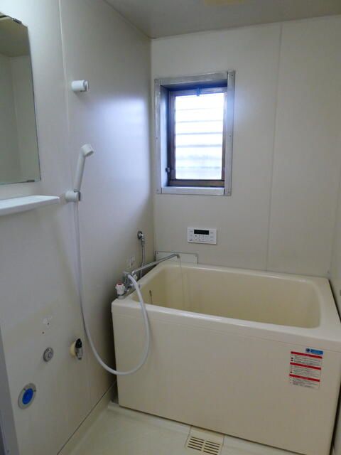 ��ʌ�����s�厚�����̃A�p�[�g�̃o�X