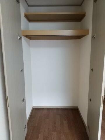 ��ʌ��@�c�s���Q���ڂ̃A�p�[�g�̎��[