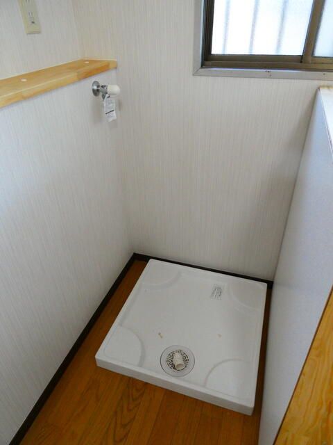 ��ʌ�����s�厚�����̃A�p�[�g�̂��̑������E�X�y�[�X