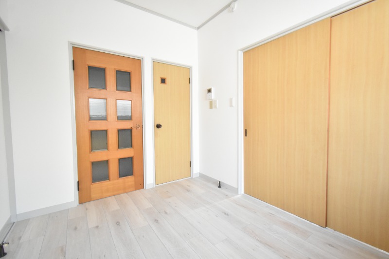 ��ʌ��������܎s�k����i���Q���ڂ̃A�p�[�g�̂��̑������E�X�y�[�X