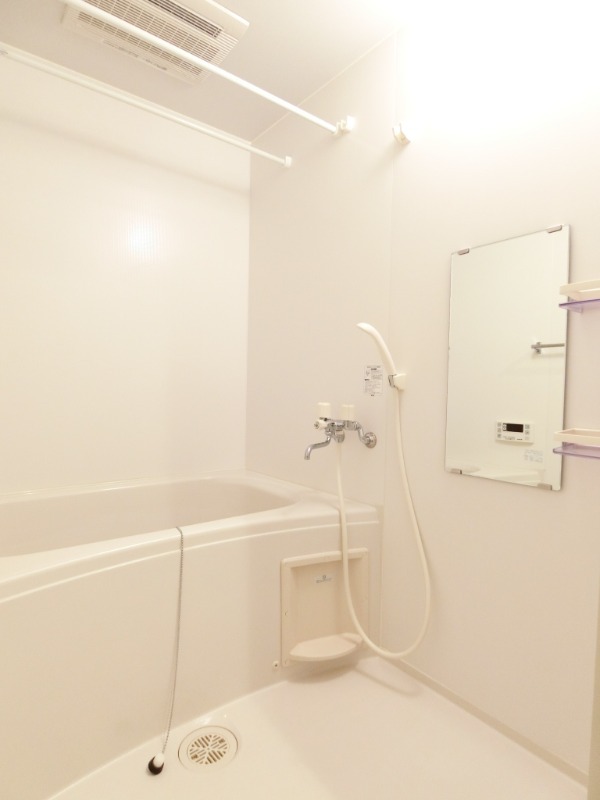 ��ʌ��������܎s��{��x�̓����R���ڂ̃}���V�����̃o�X