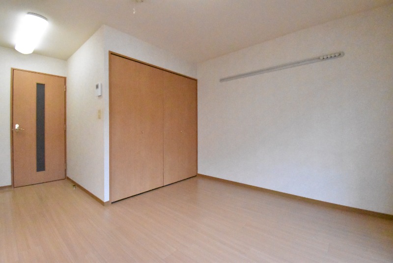 ��ʌ�����s�厚���̃}���V�����̋��ԁE���r���O