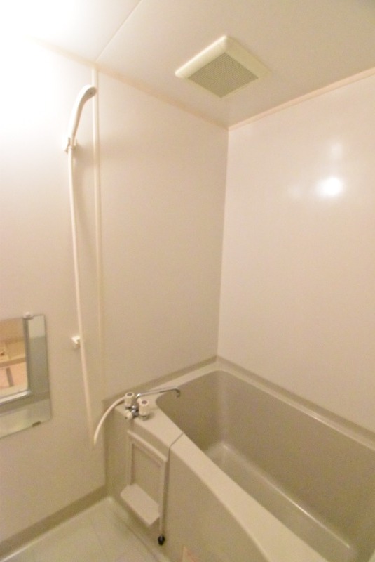 ��ʌ�����s�厚���̃}���V�����̃o�X