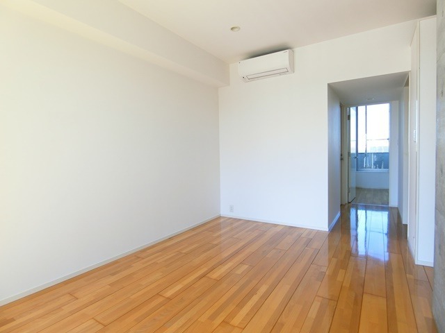 ��ʌ��������܎s�����擌��{�V���ڂ̃}���V�����̋��ԁE���r���O