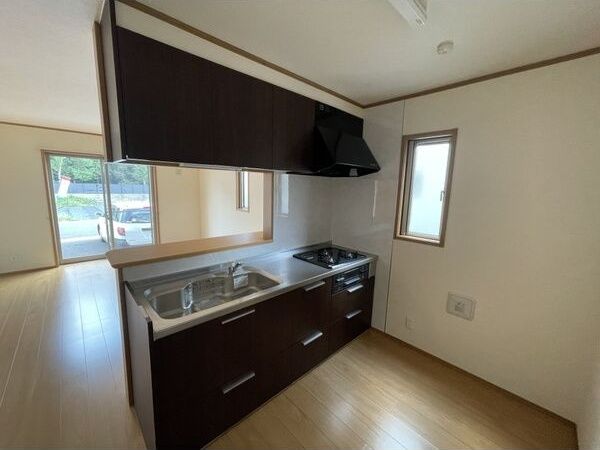 ��ʌ��������܎s�΋�厚�����̈�ˌ��ẴL�b�`��